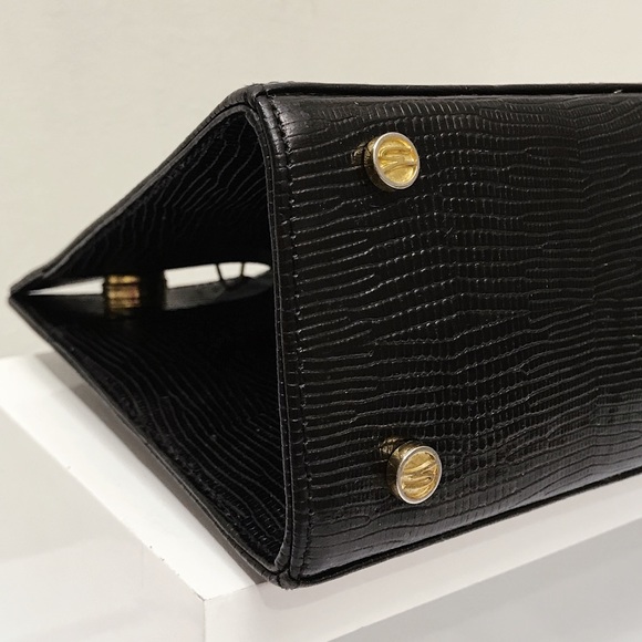 Genny by Gianni Versace Lizard Leather Crossbody - Picture 6 of 9